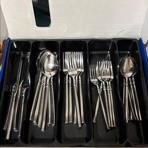 Stainless steel flatware